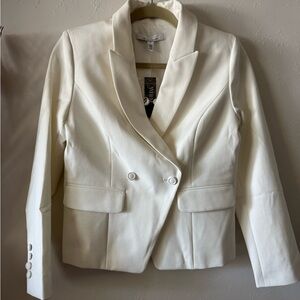NWT White House Black Market Two Button Studio Blazer Ivory Size 4